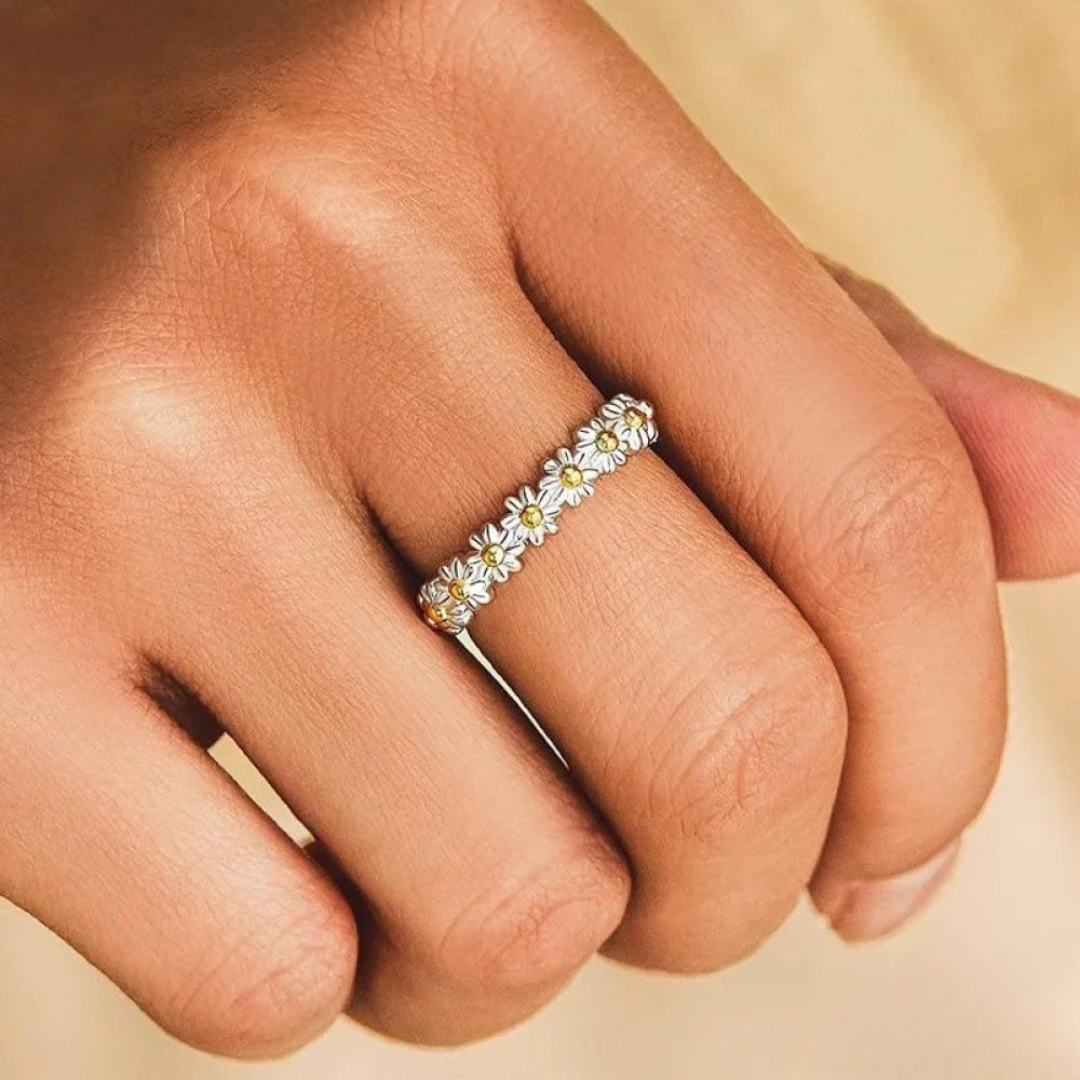 Florentina – Anello floreale in argento