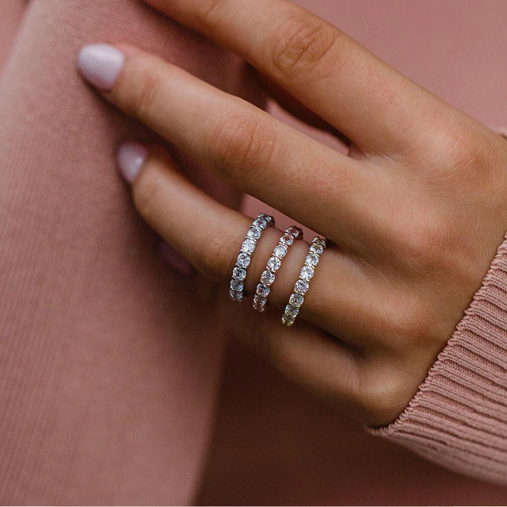 Eliška – Anello di diamanti con doppia fascia.