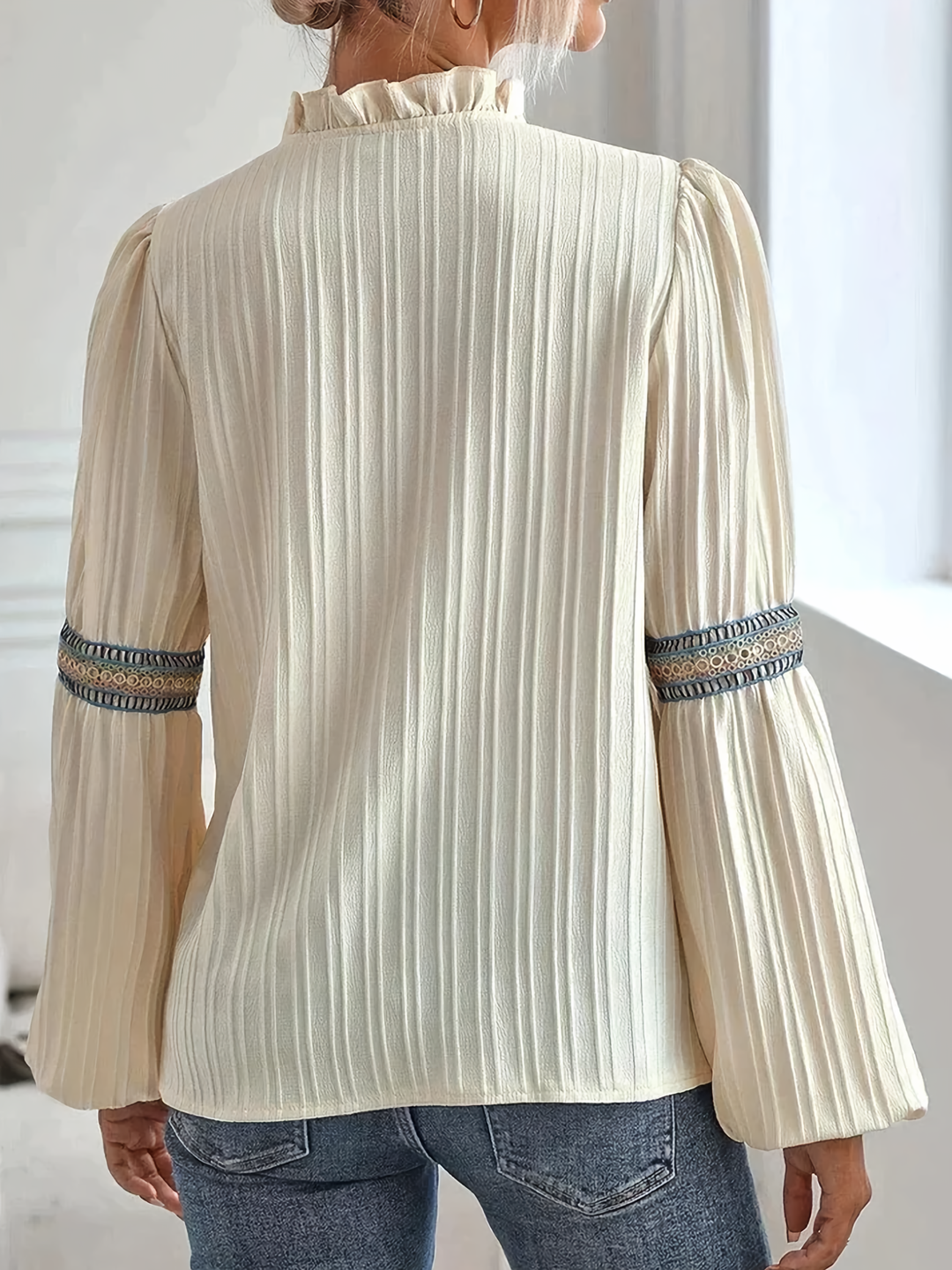 Nora | Delicate Lace Top