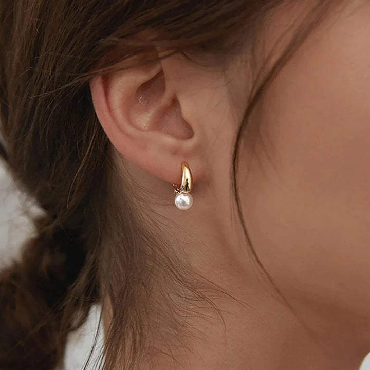 Valentina – Orecchini unici dorati con perle