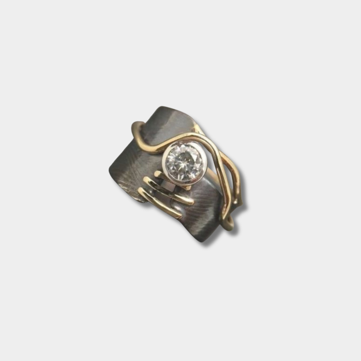 Laura - Anello vintage in argento scuro con zirconi