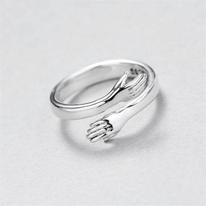 Petra – Anello regolabile in argento “Cuddle”