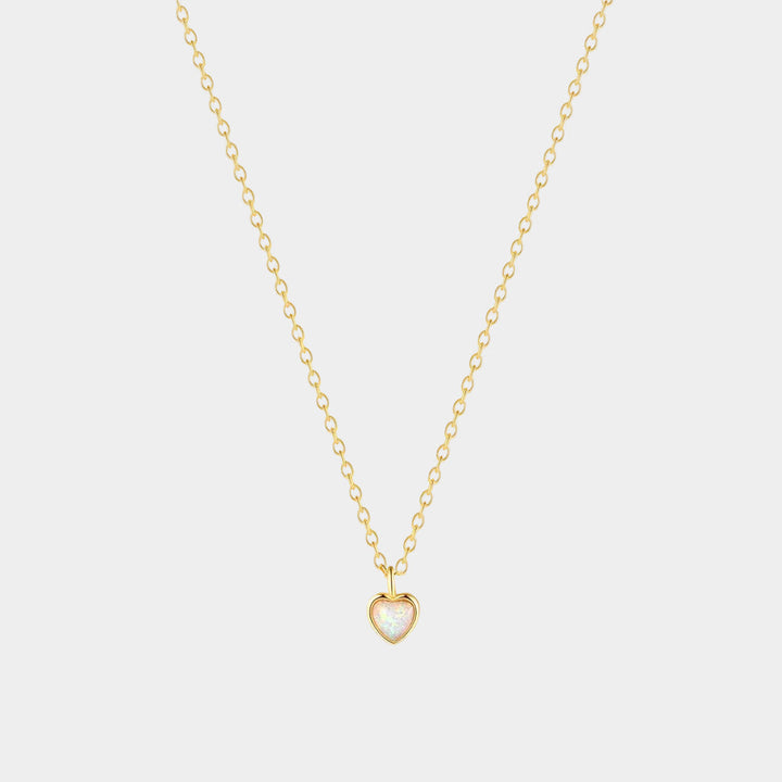 Helena – Catenina delicata in argento con piccolo pendente a cuore
