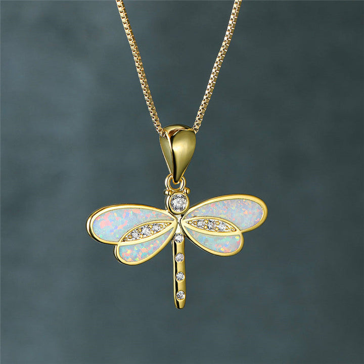 Collier dorato a farfalla con opale
