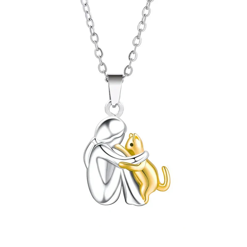 Collana con pendente “Abbraccio di gatto”