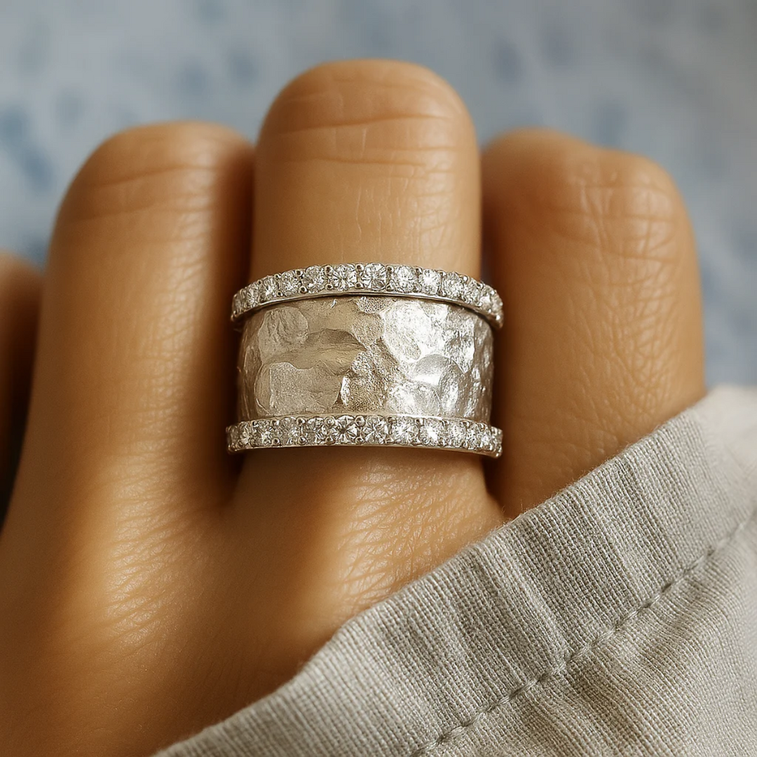 Viktorie – Anello vintage in argento con zircone