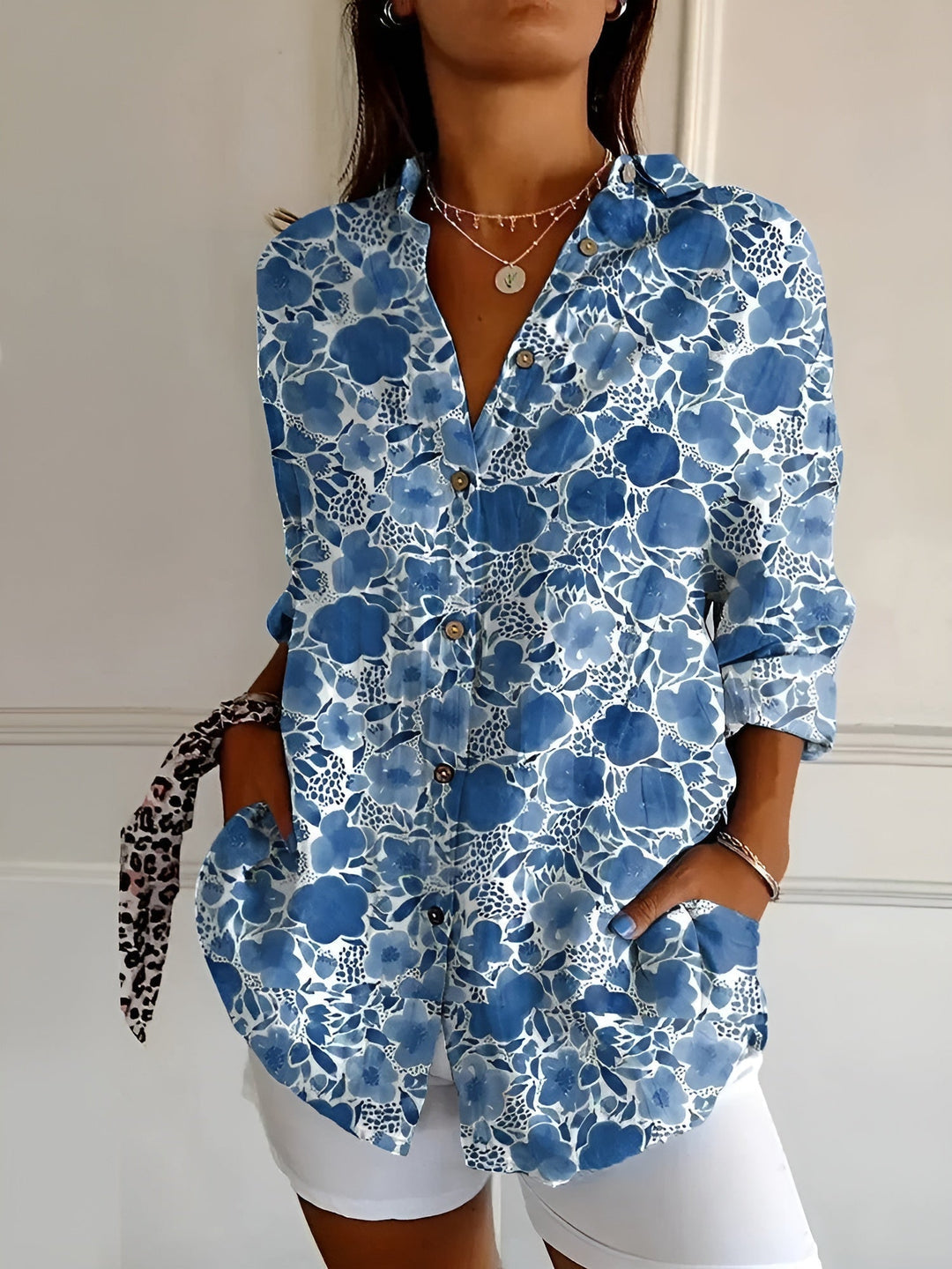 Noa | FLOWING BUTTON-UP BLOUSE