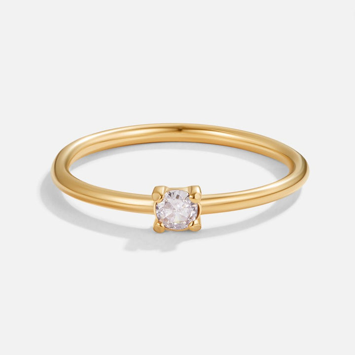 Anelli in oro con pietra di nascita