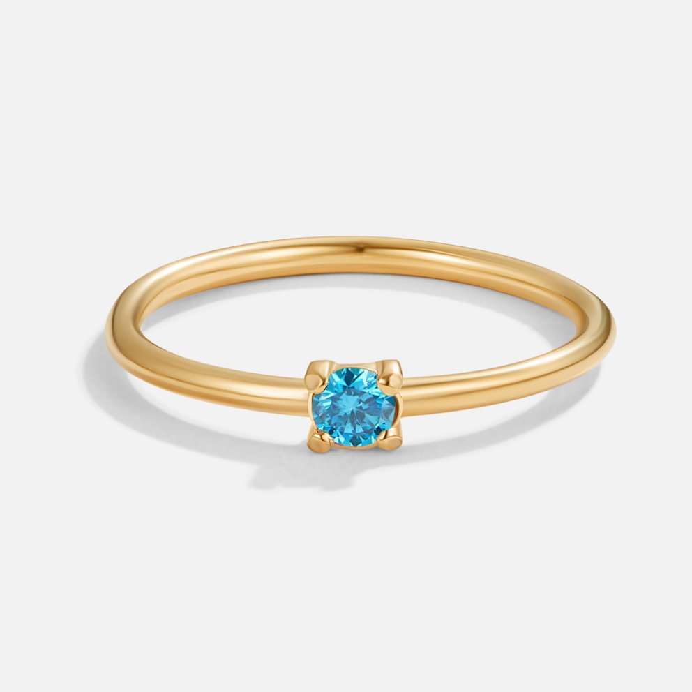 Anelli in oro con pietra di nascita