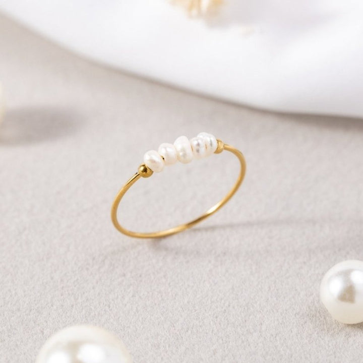 Grace – Anello con perle d’acqua dolce