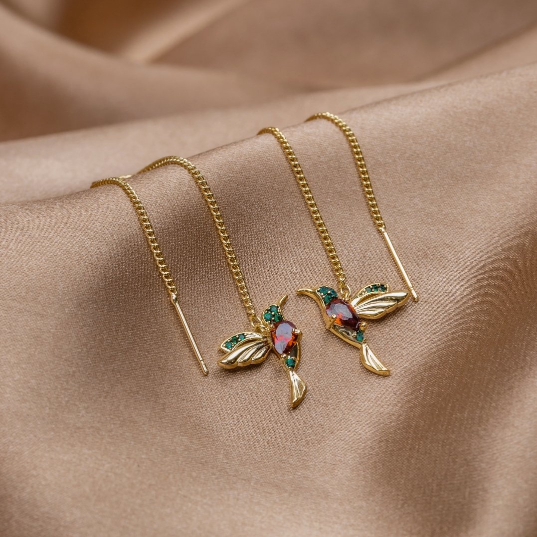 Anelli in oro con un delicato pendente