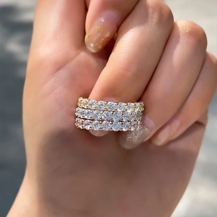 Eliška – Anello di diamanti con doppia fascia.