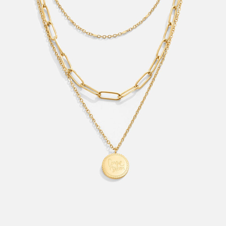 Lea – Una delicata collana multipla dorata con linee eleganti cadenti
