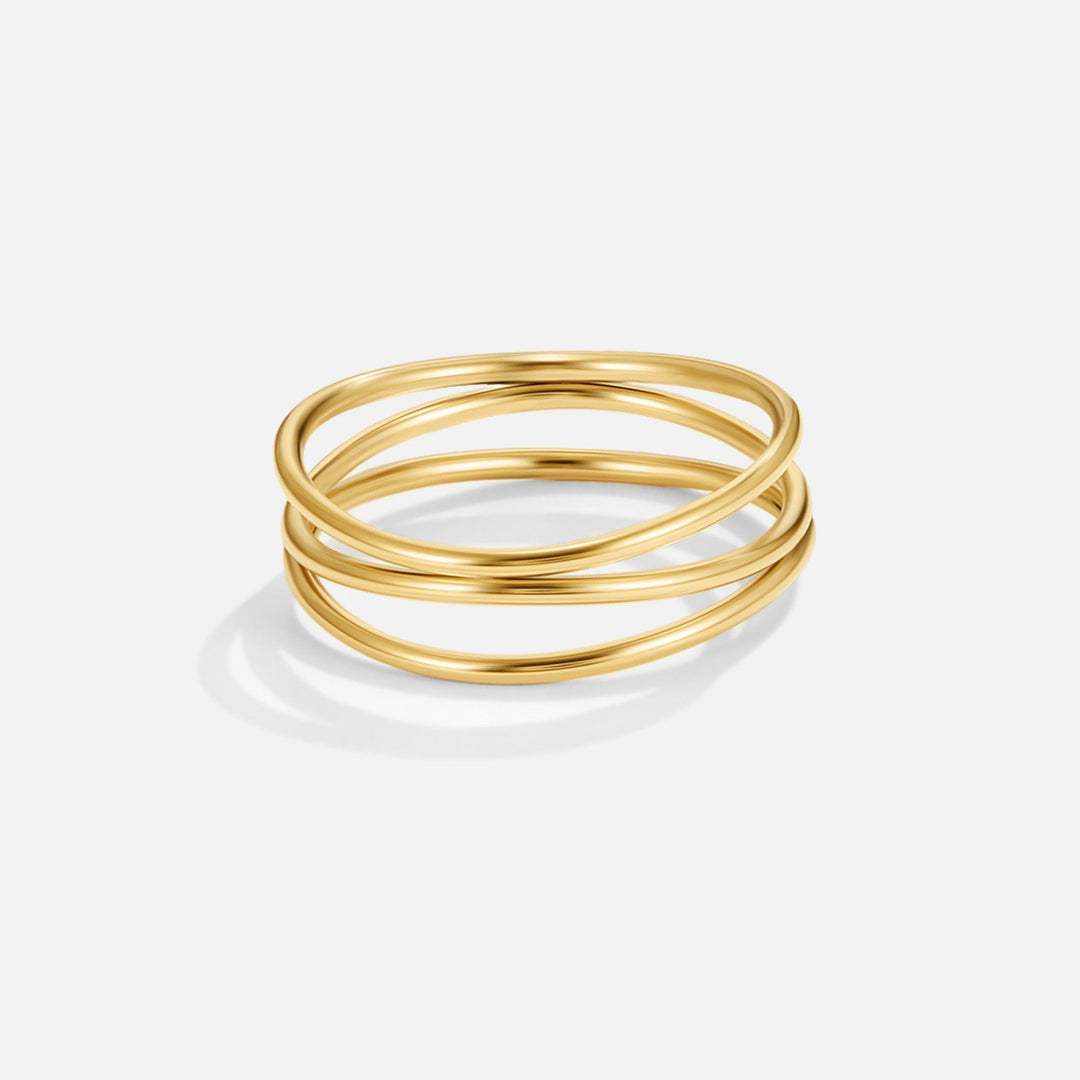 Valerie – Anello placcato oro con linee intrecciate.