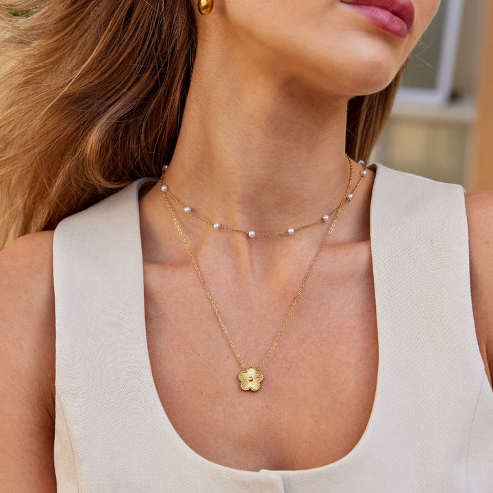 Collier dorato della fortuna