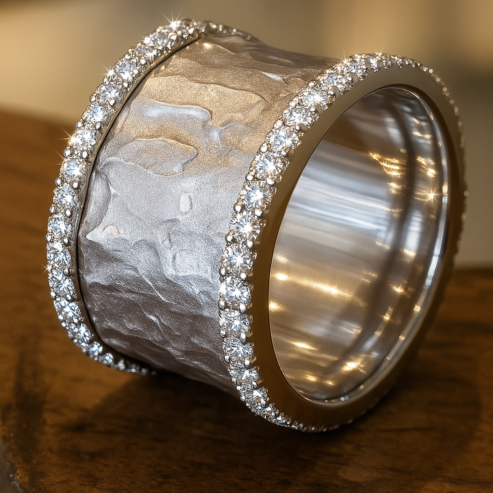 Hannah – Anello vintage in argento con zircone