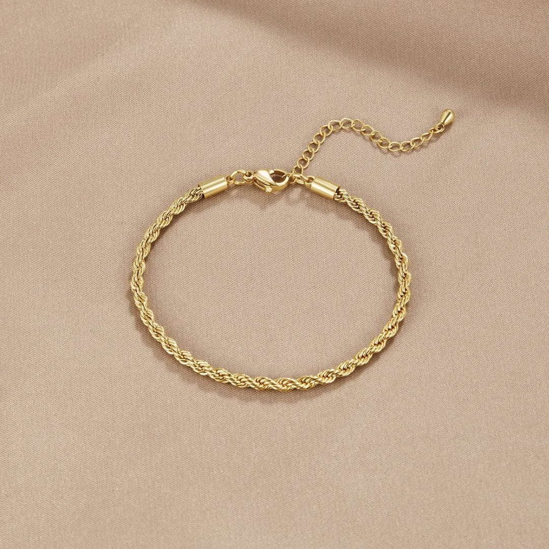 Isabella – Bracciale dorato chic a spirale